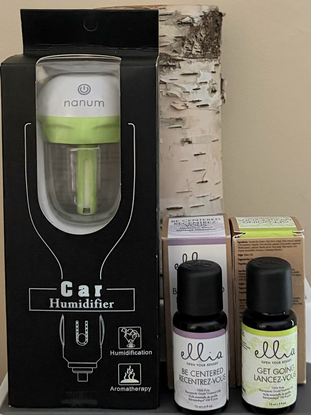 Nanum Car Humidifier Diffuser + 2 Ellia Essential Oils Bundle New